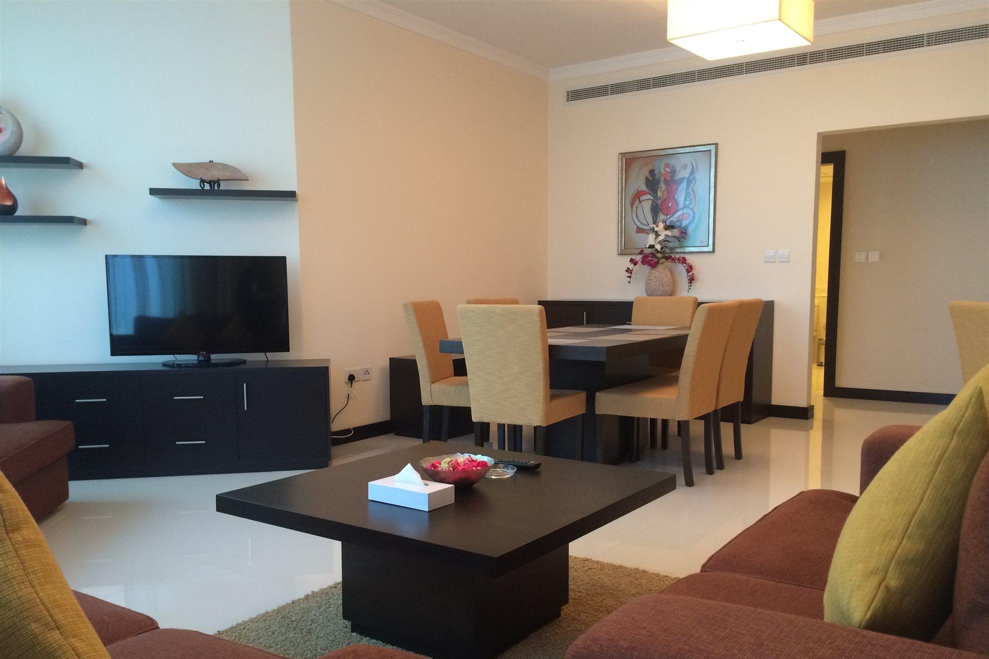 Tulip Hotel & Suites Manamah Buitenkant foto