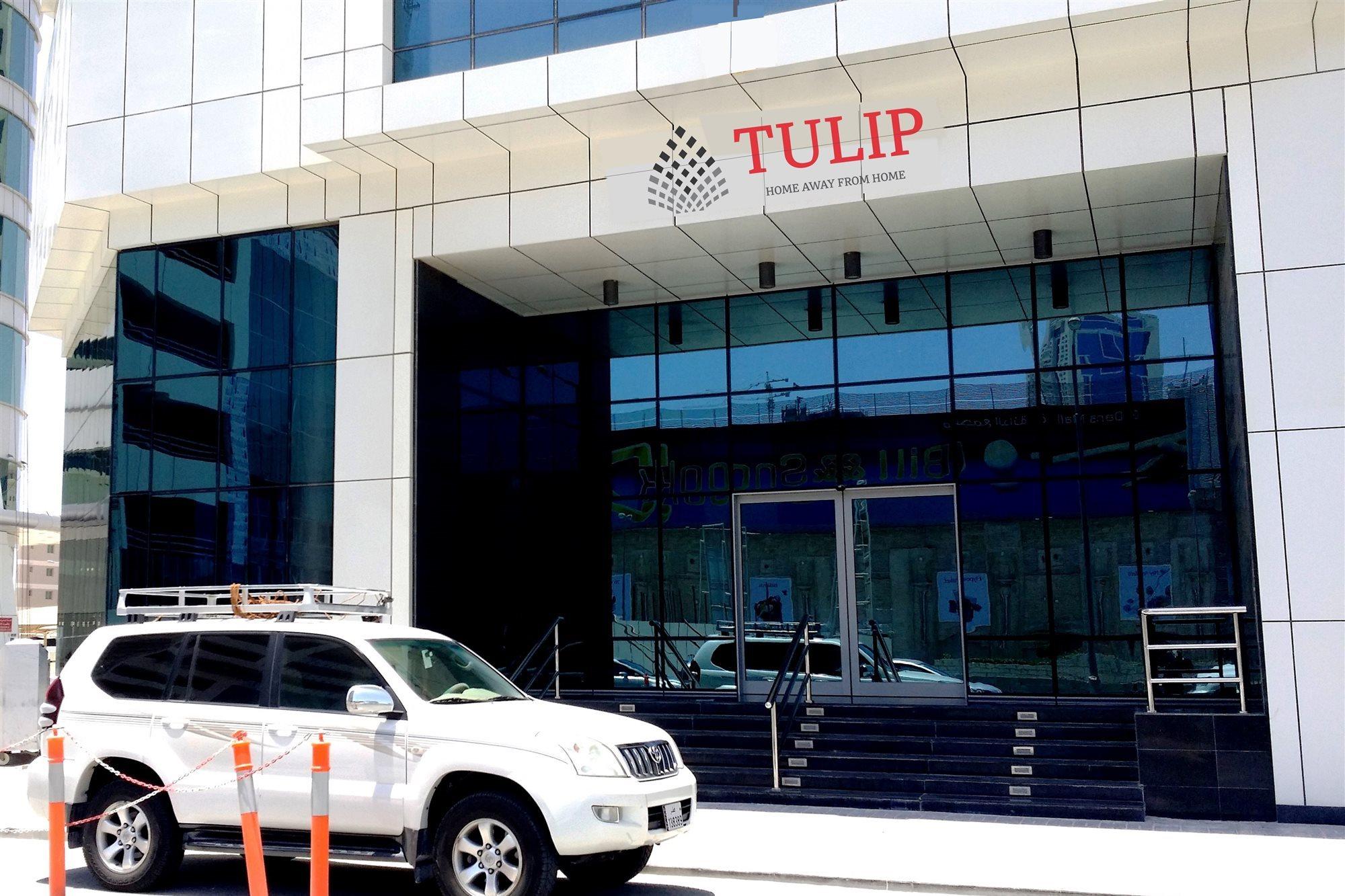 Tulip Hotel & Suites Manamah Buitenkant foto