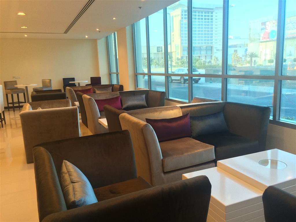 Tulip Hotel & Suites Manamah Buitenkant foto