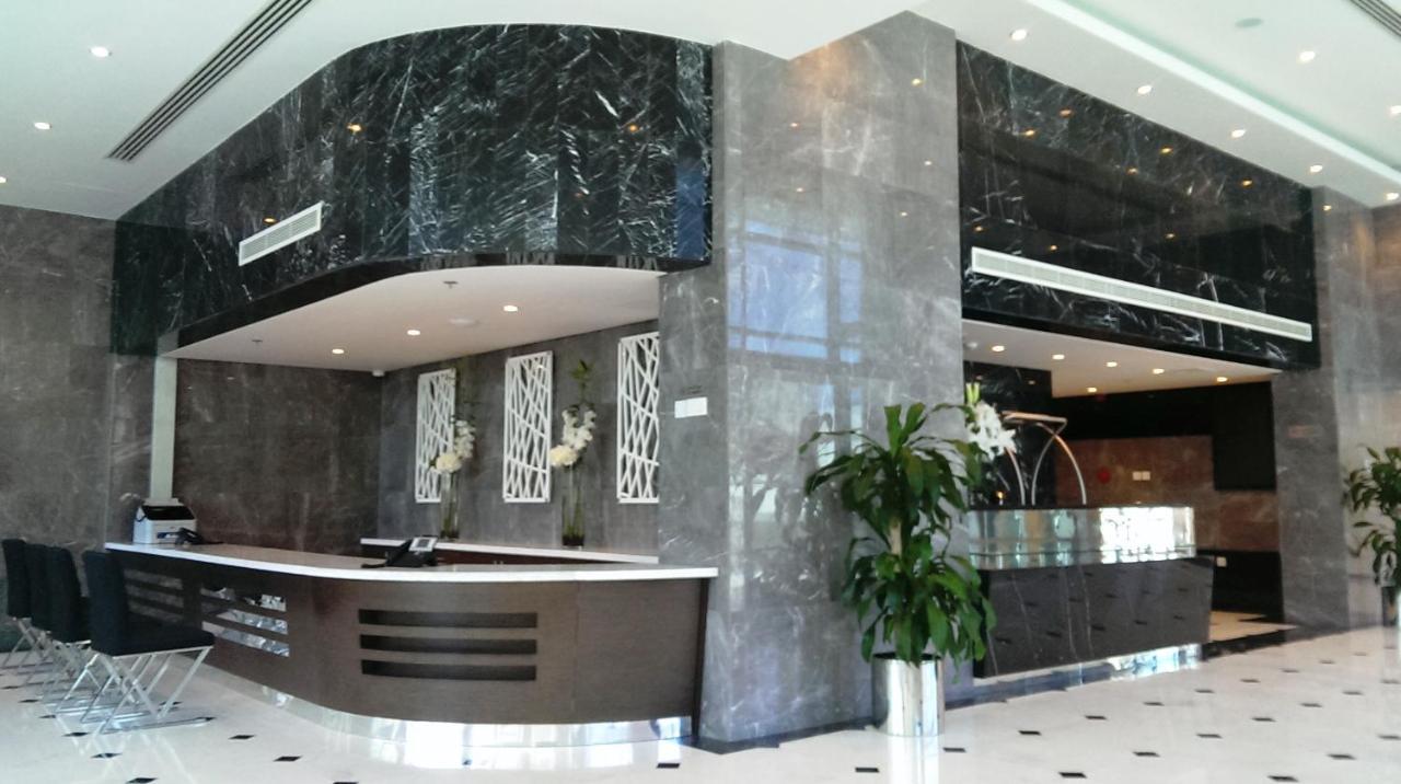 Tulip Hotel & Suites Manamah Buitenkant foto