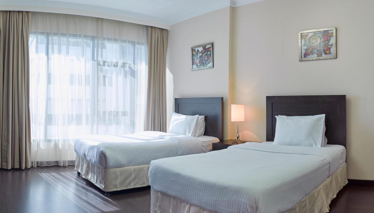 Tulip Hotel & Suites Manamah Buitenkant foto