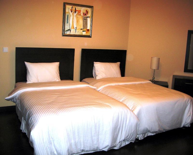Tulip Hotel & Suites Manamah Buitenkant foto